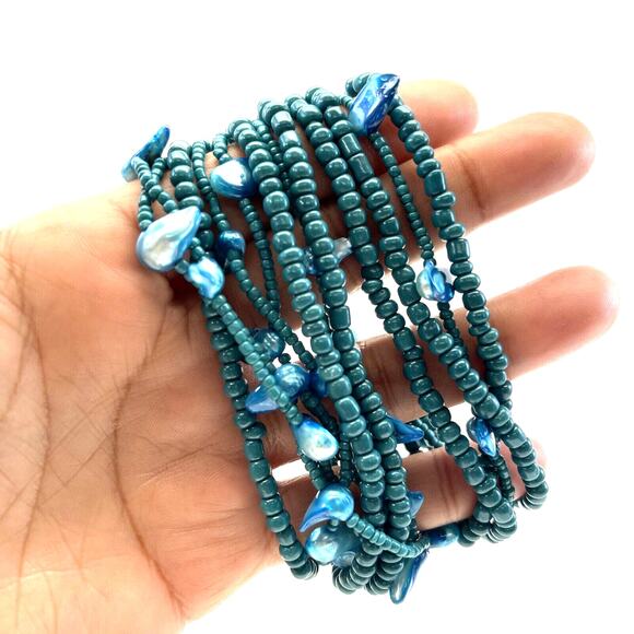 Vintage Stretch Bracelet Blue Turquoise Small Chip Mother of Pearl Wide B#8 - Picture 2 of 8